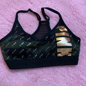 VS pink sports bra